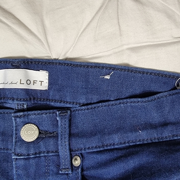 🤩Host Pick❤️NWOT LOFT Denim Slim Pockets Legging Jean Women's Size 26 Petite - Picture 9 of 9